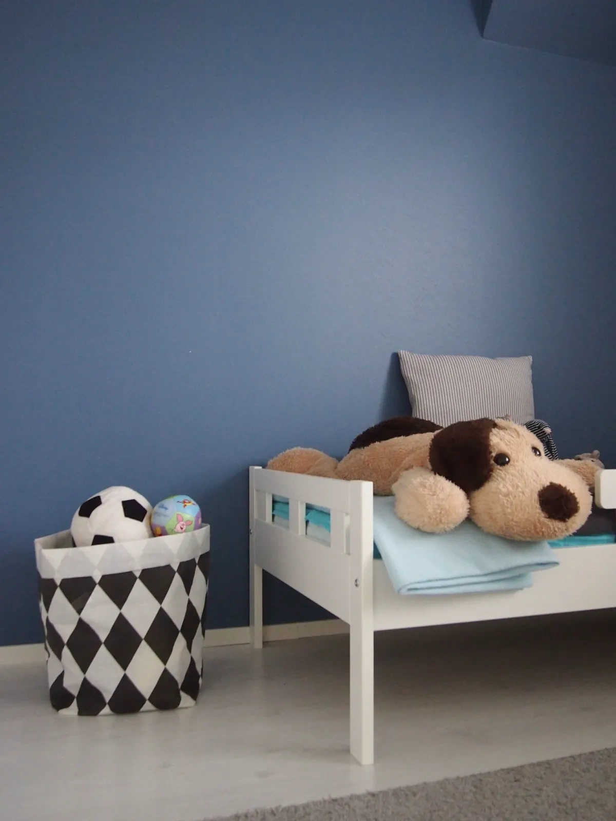 Sisämaalit Tikkurila Delft S431