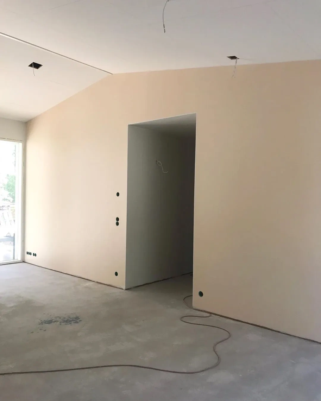 Sisämaalit Tikkurila Riviera Y406