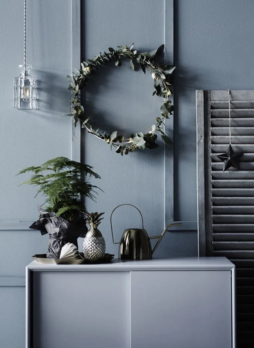 Sisämaalit Tikkurila  V438