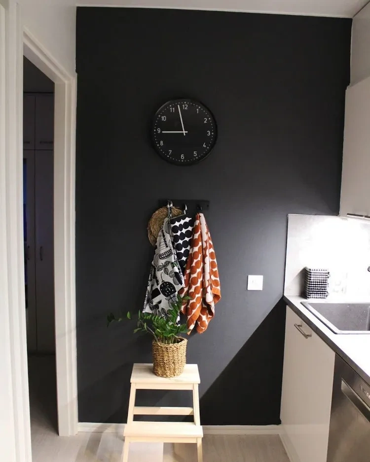 Sisämaalit Tikkurila Takorauta Y500