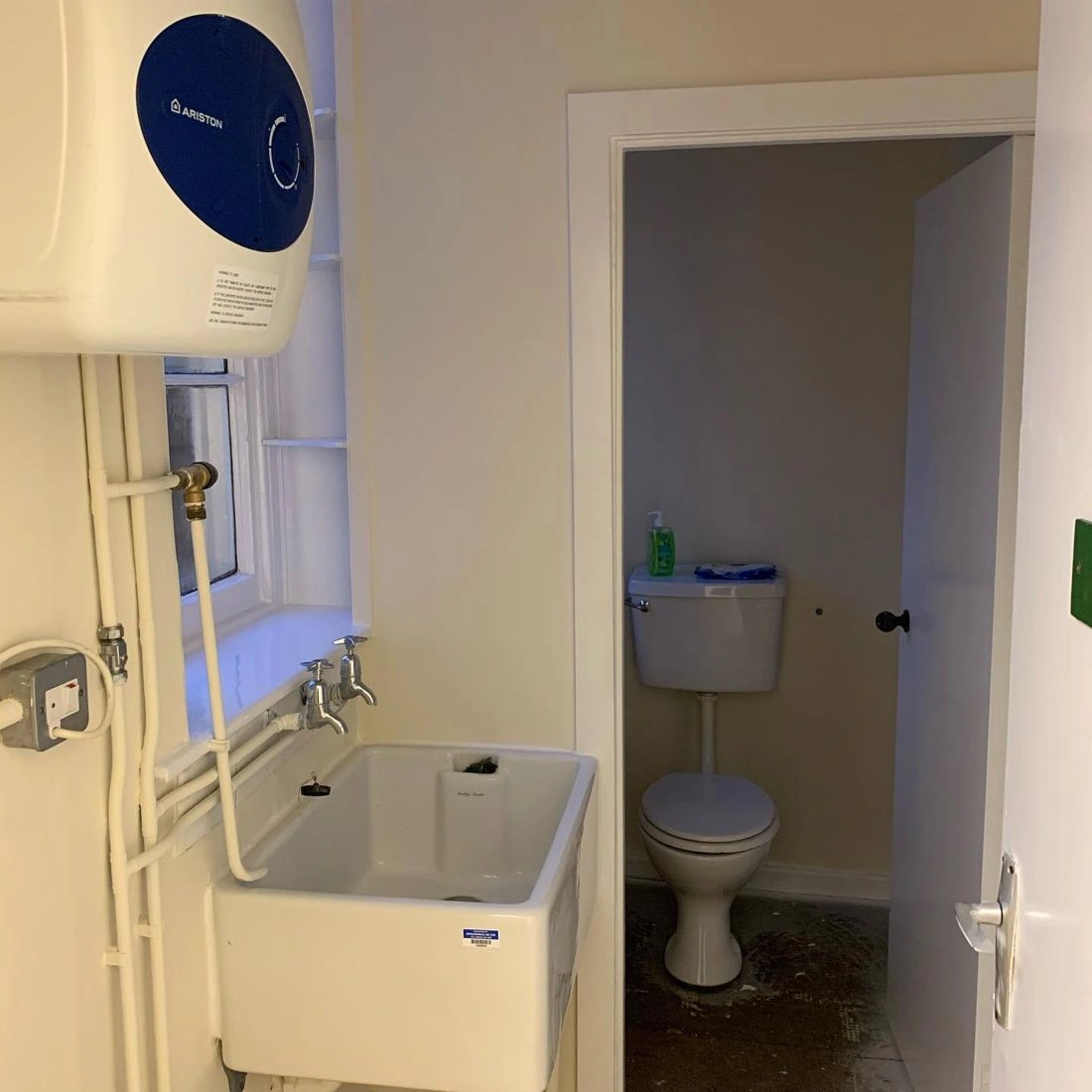 Tikkurila Gardenia kylpyhuone sävy