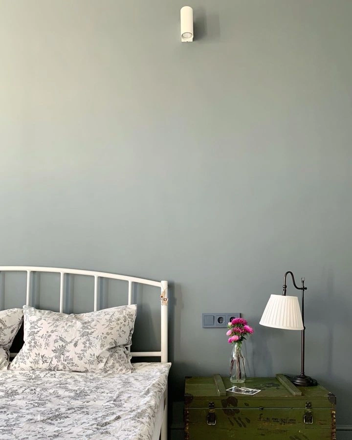Tikkurila J438 makuuhuone väri