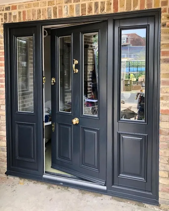 RAL 7021 etuovi sävy