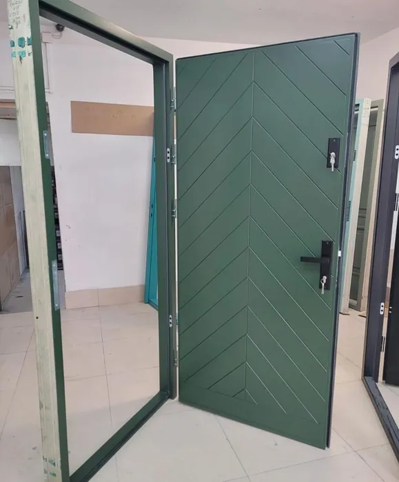 RAL 6020 etuovi kokemuksia