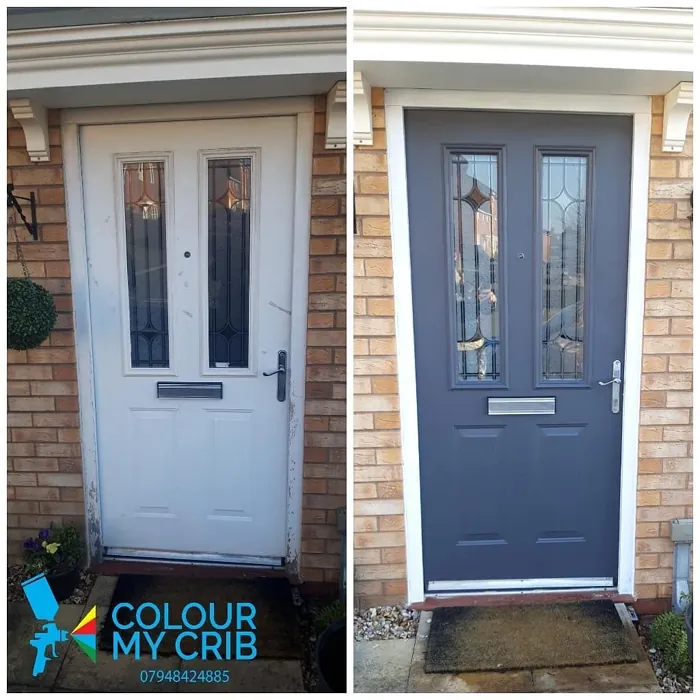 RAL 7024 etuovi sävy