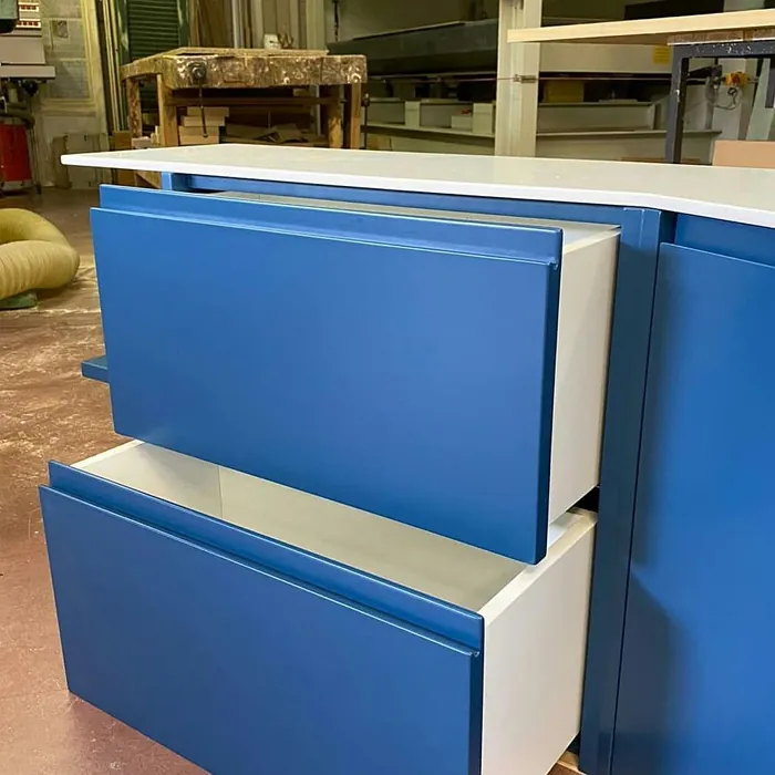 RAL Classic RAL 5001 keittiön kaapit kokemuksia