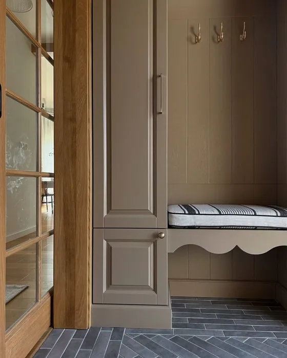 RAL Classic  Grey beige maalatut kaapit sävy