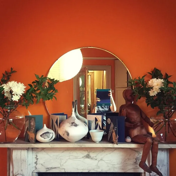 RAL Classic Pure orange olohuone sävy