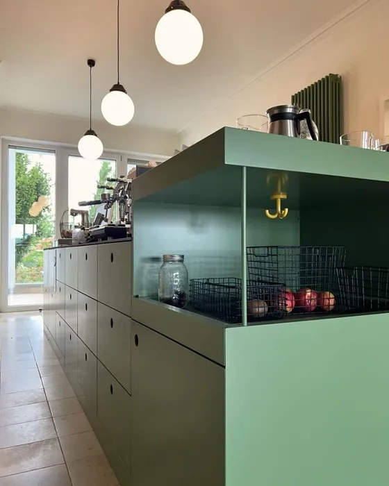 Reseda green keittiön kaapit sävy