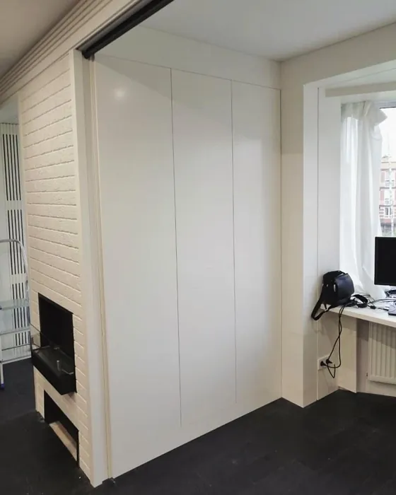 RAL Classic  Signal white maalatut huonekalut sävy