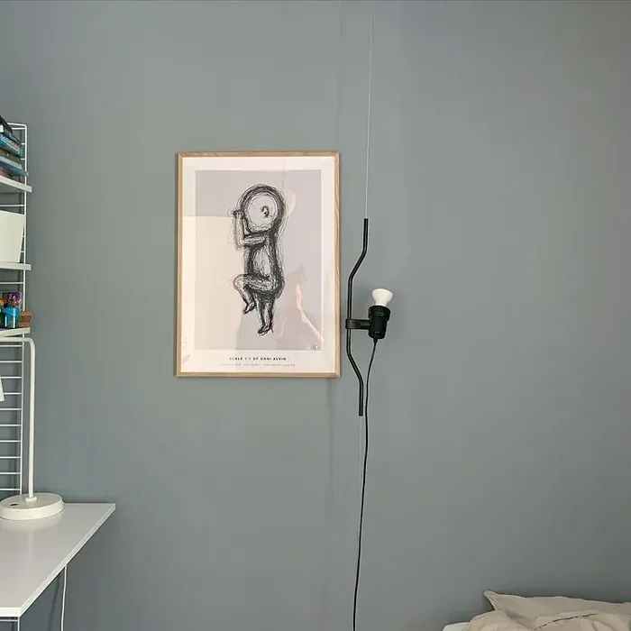 Minimalist interior with painting N500 Agate