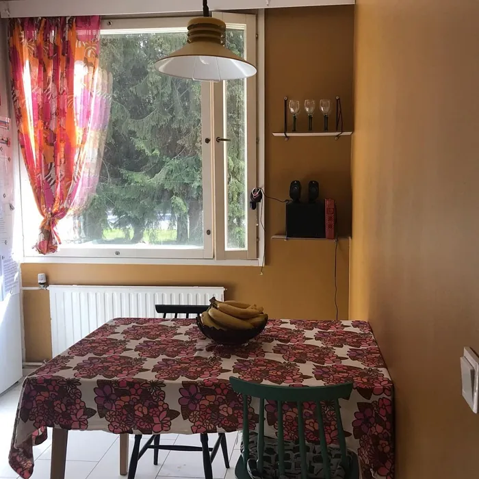 Tikkurila L395 ruokasali sävy