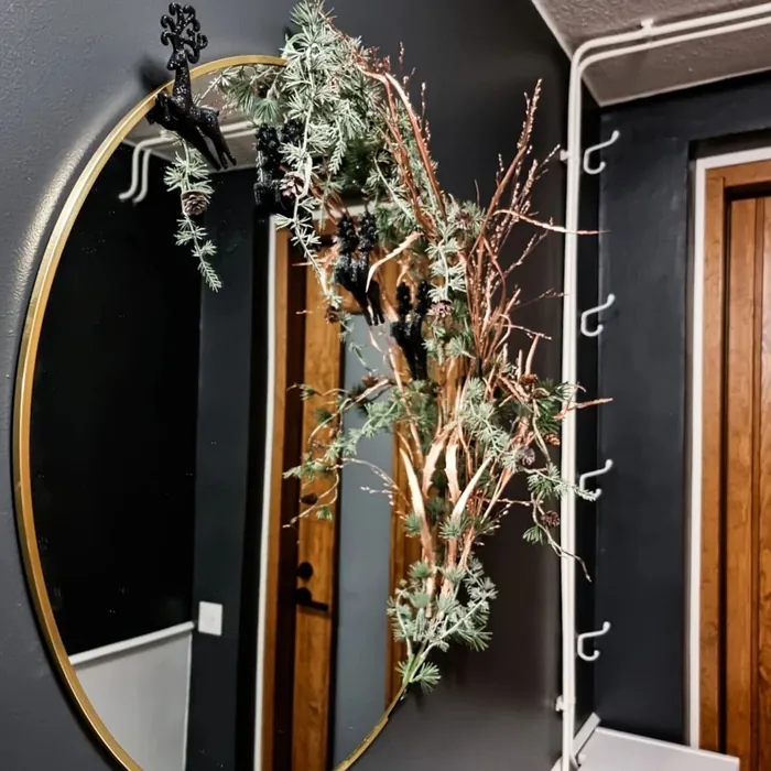 Tikkurila Deco Grey 1969 käytävällä 