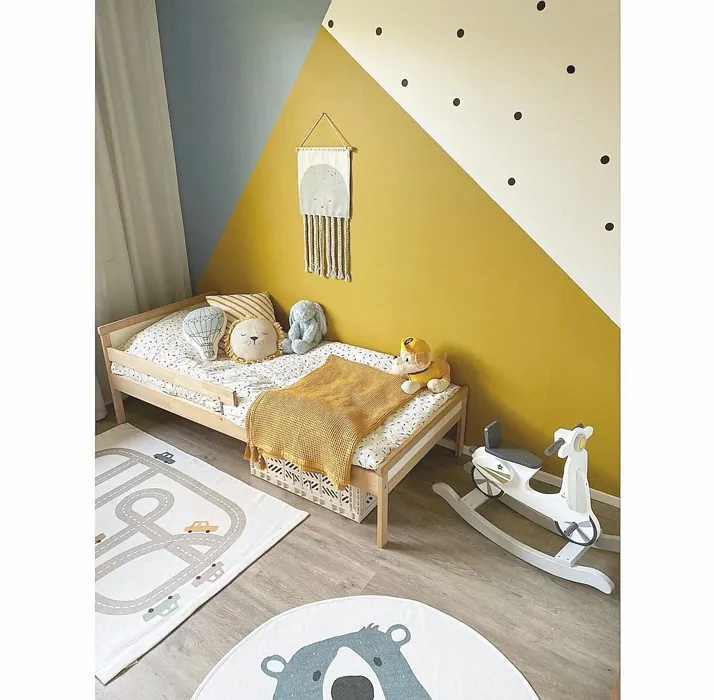 Tikkurila L392 lastenhuone sisusta