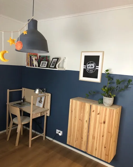 Tikkurila L429 olohuone sävy