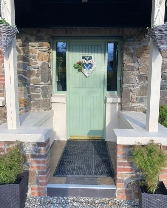 Tikkurila K447 etuovi sävy