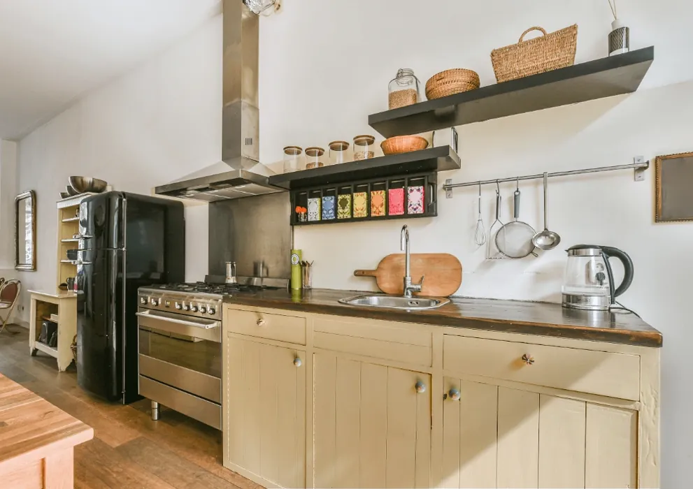 Tikkurila undefined X306 keittiön kaapit