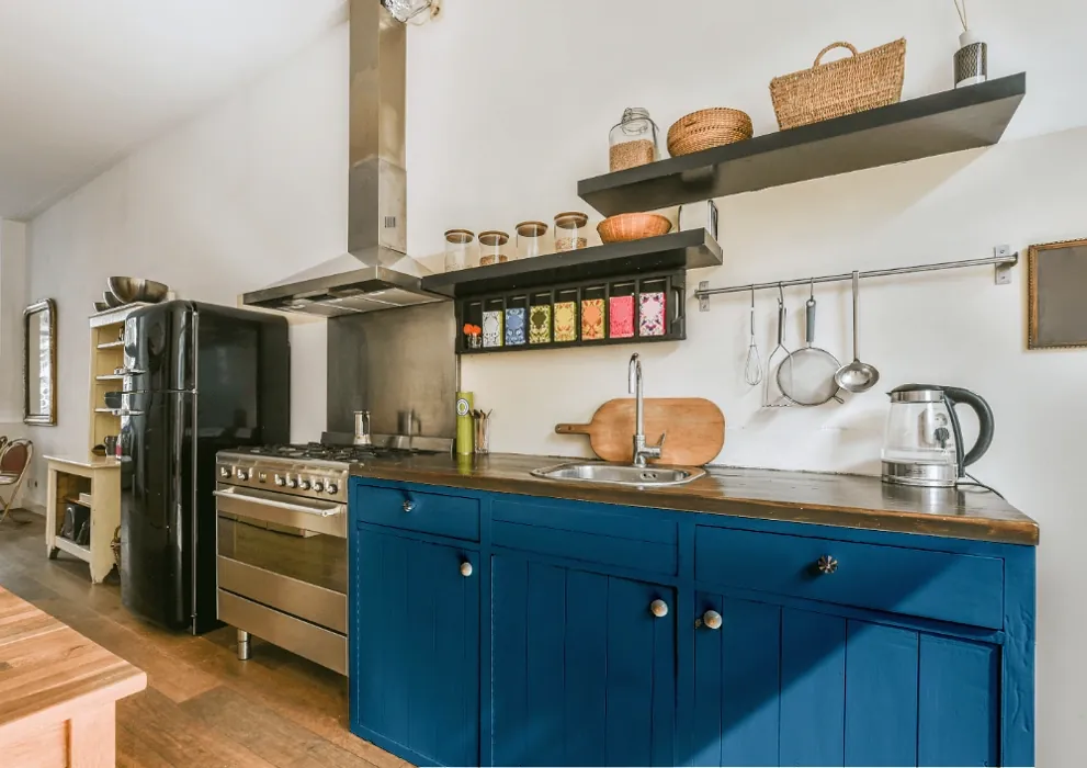 Tikkurila undefined L357 keittiön kaapit