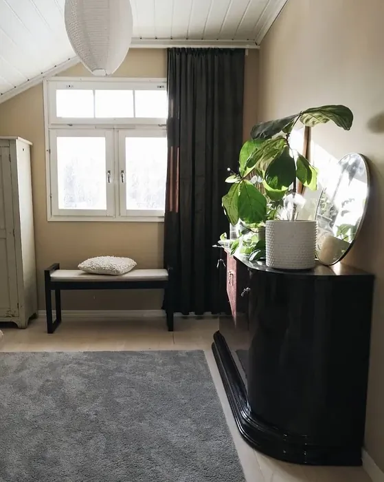 Modern interior picture with V466 Lama