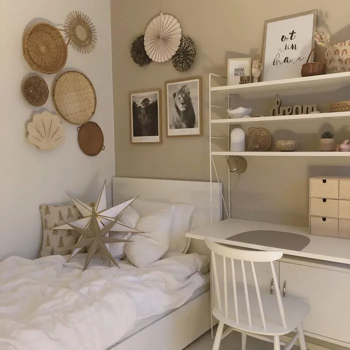 Tikkurila Linna makuuhuoneen korostusseinä 