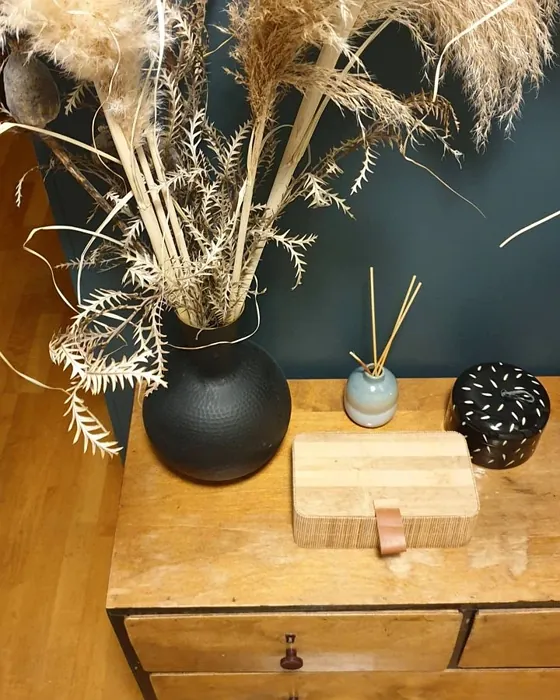 Tikkurila Linnunrata seinämaalaus 