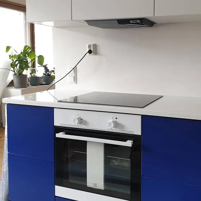 Tikkurila M352 keittiön kaapit 