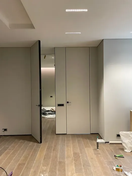 Full-height doors in greige interior Tikkurila X486