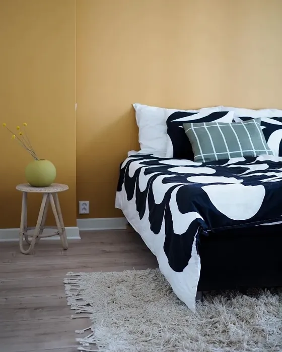 Sisämaalit Tikkurila Mehiläisvaha L396