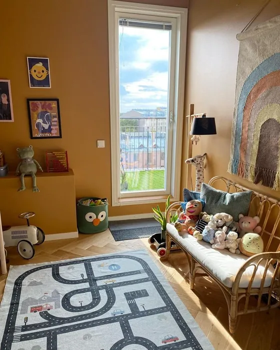 Tikkurila L396 lastenhuone sävy