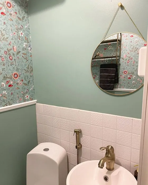 Tikkurila Mentoli kylpyhuone väriarvostelu