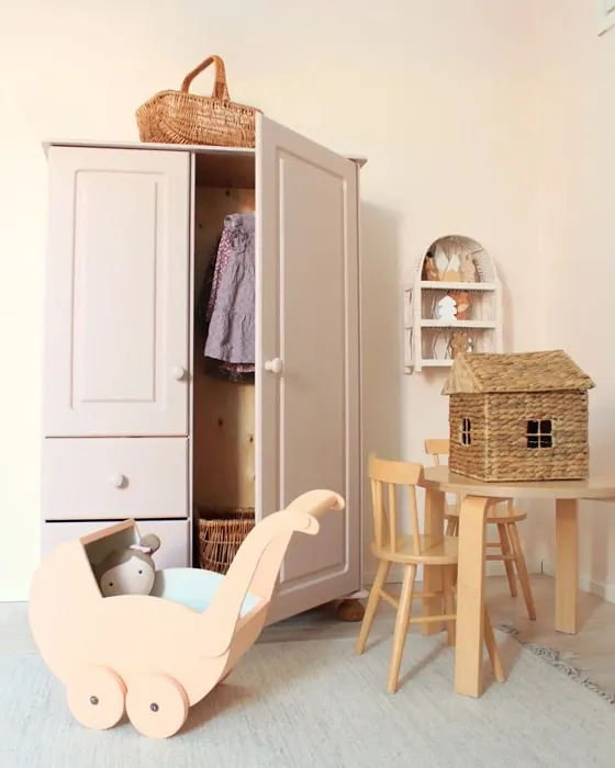 Tikkurila Omenankukka lastenhuone kuva