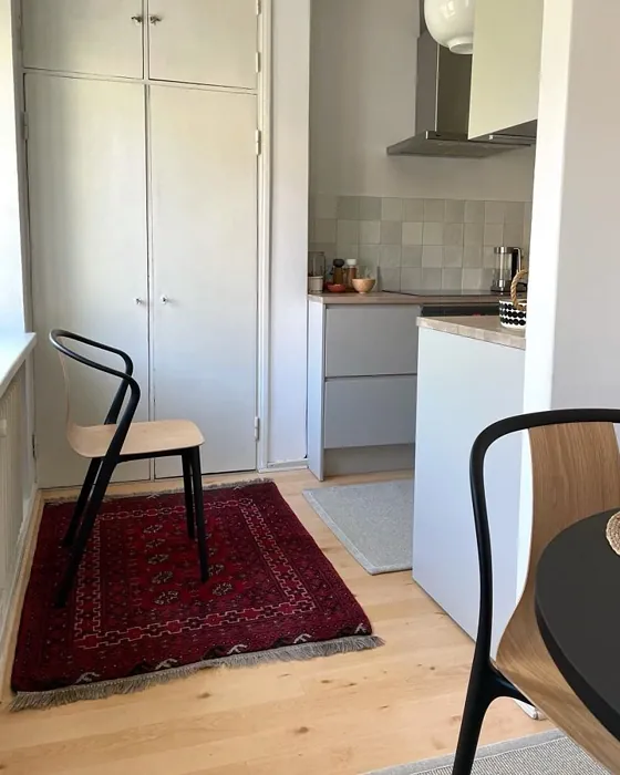 Tikkurila K503 keittiö sävy