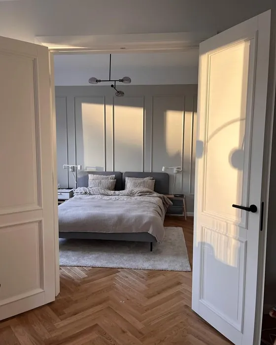 Tikkurila Y487 seinämaalaus 