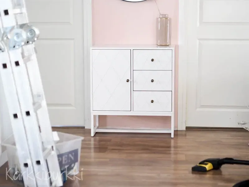 Sisämaalit Tikkurila Pirtelö Y411