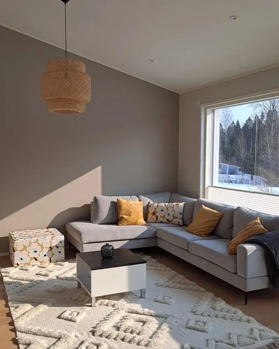 Tikkurila Savikivi olohuone sävy