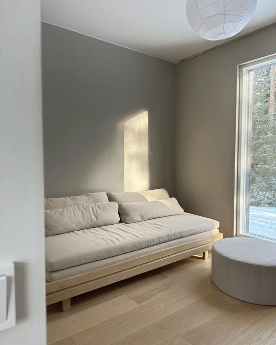 Tikkurila Savikivi olohuone sävy