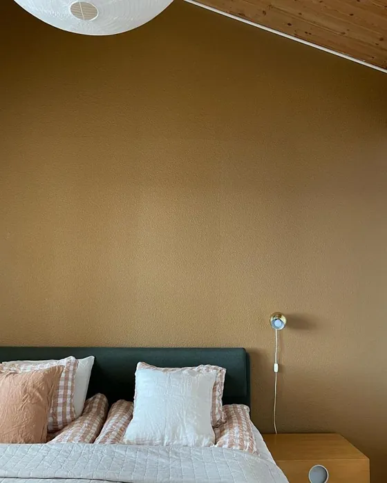 Tikkurila S396 makuuhuone sävy