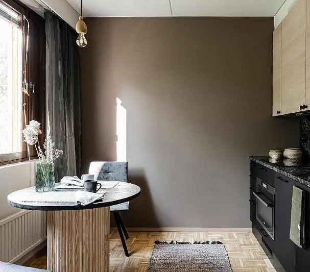 Tikkurila Siitake korostusseinä sävy