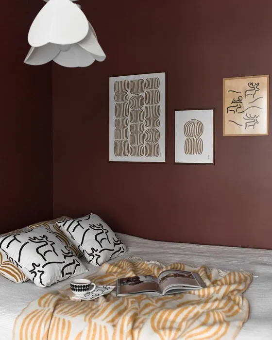 Tikkurila Tuulihaukka makuuhuone sävy