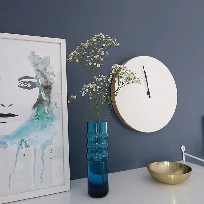 Sisämaalit Tikkurila  V490