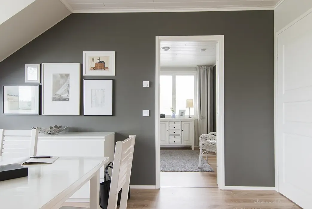Sisämaalit Tikkurila  V497