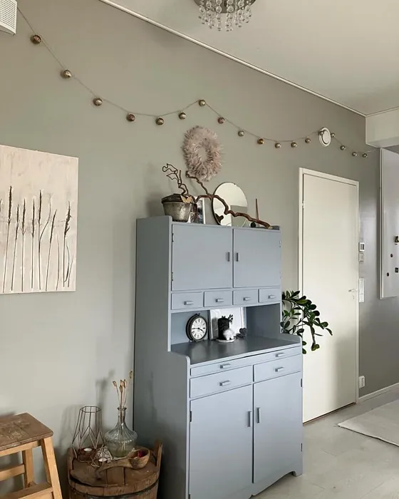 Tikkurila Valamo käytävällä 