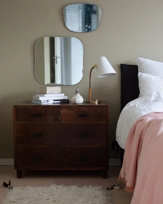 Tikkurila J457 makuuhuone sävy